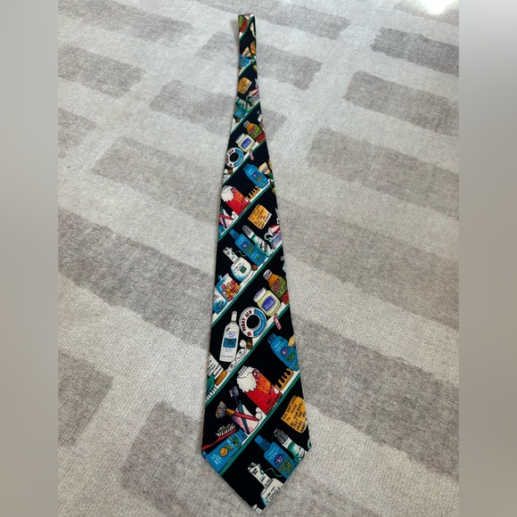 Vintage 1991 Nicole Miller Medicine Cabinet Silk Tie - Picture 3 of 6